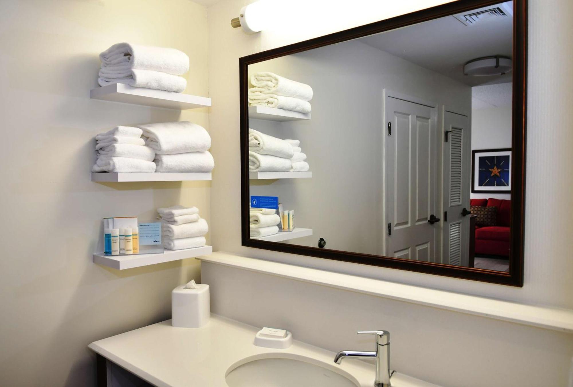 Hampton Inn & Suites Bethlehem Esterno foto